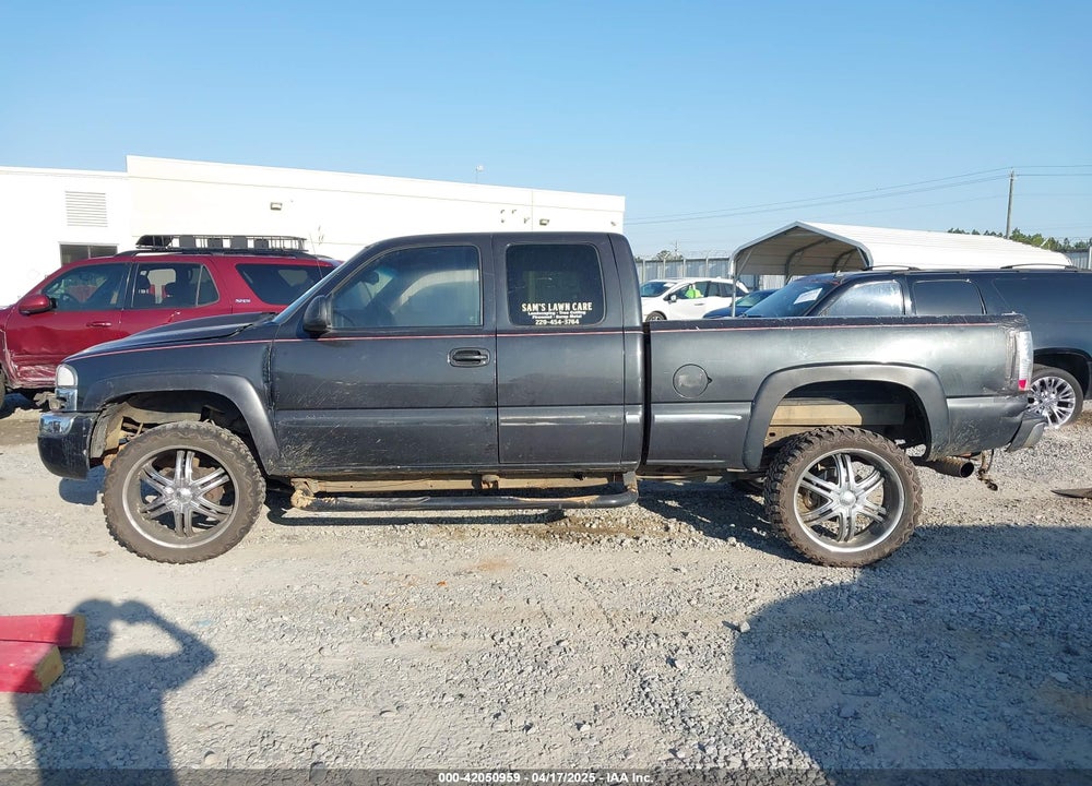 2003 GMC SIERRA 1500 SLE VIN: 2GTEC19V131195892