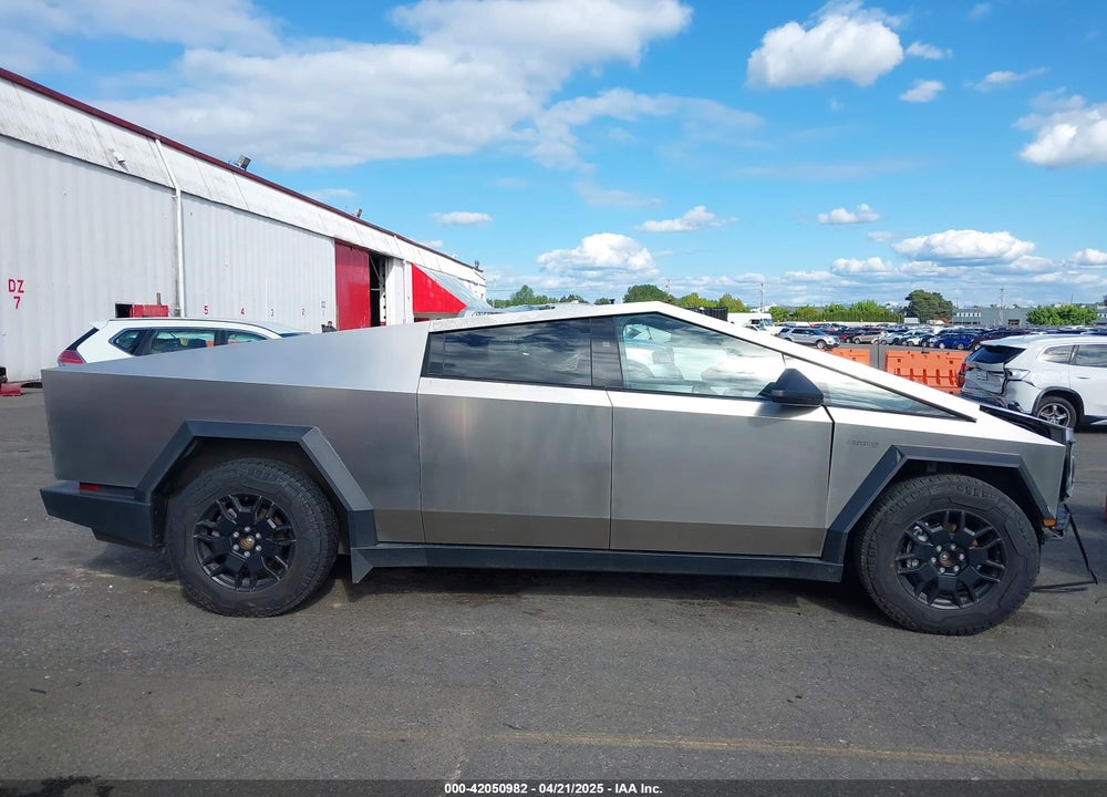 2024 TESLA CYBERTRUCK VIN: 7G2CEHEE7RA012835