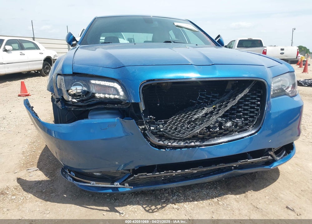 2020 CHRYSLER 300 VIN: 2C3CCABG7LH188735