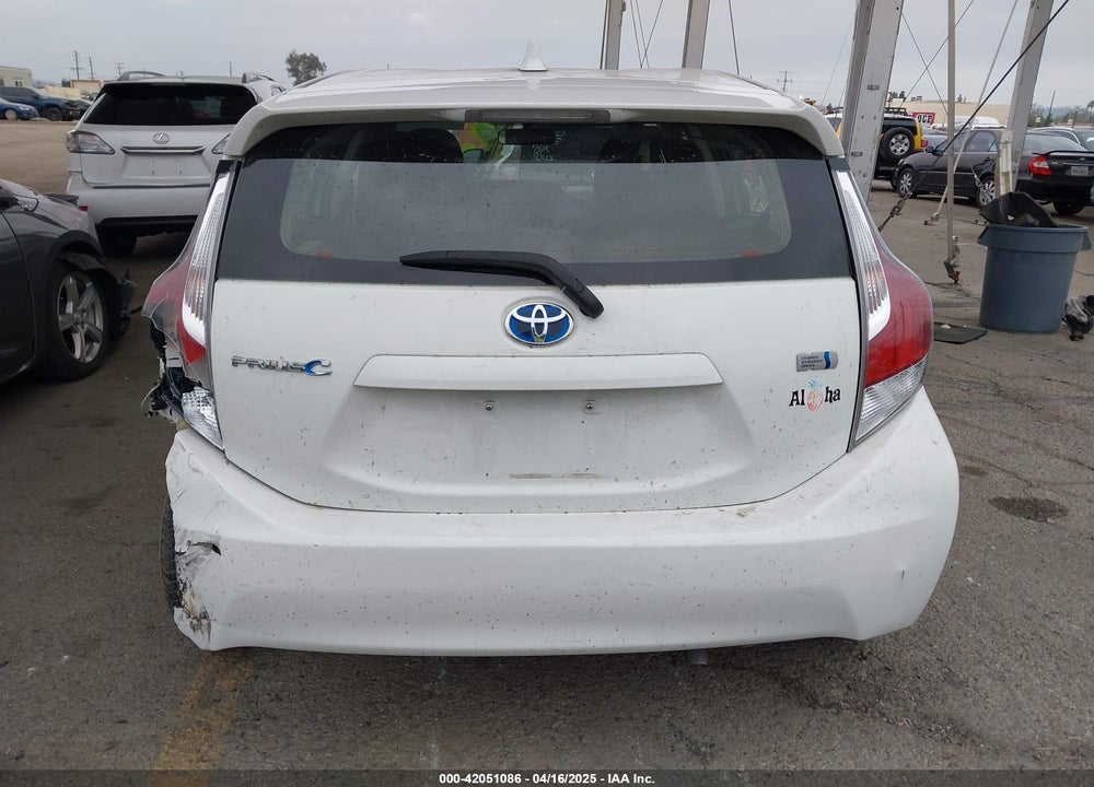 2015 TOYOTA PRIUS C VIN: JTDKDTB39F1093612