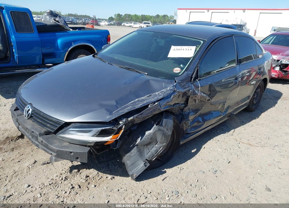 2011 VOLKSWAGEN JETTA VIN: 3VWDZ7AJ1BM371446