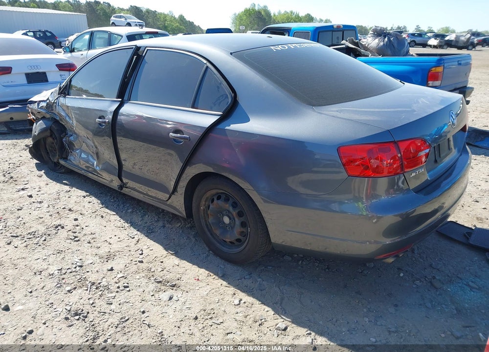 2011 VOLKSWAGEN JETTA VIN: 3VWDZ7AJ1BM371446