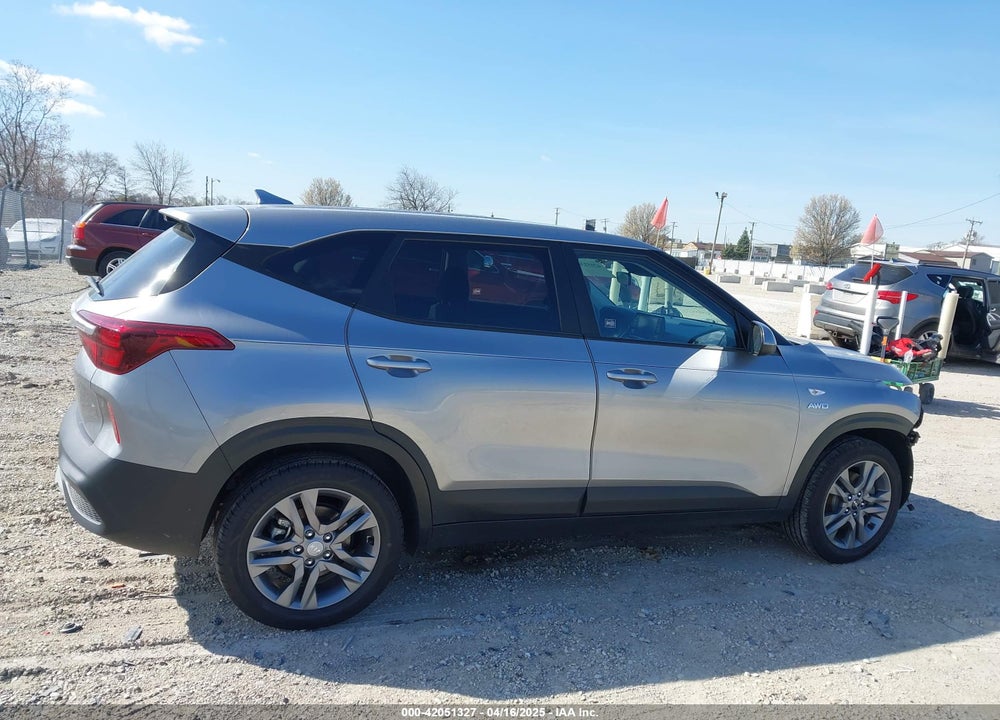 2022 KIA SELTOS LX VIN: KNDEPCAAXN7246286