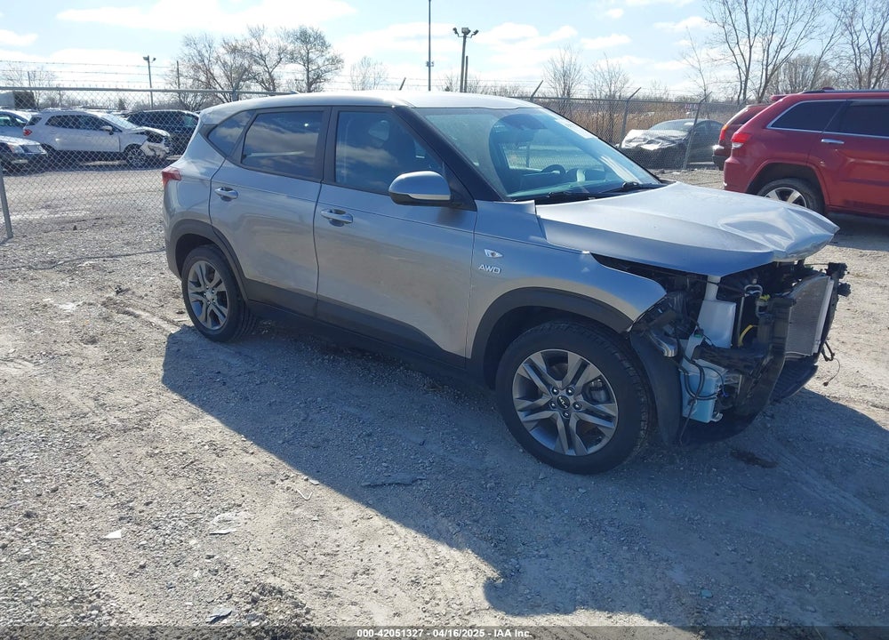 2022 KIA SELTOS LX VIN: KNDEPCAAXN7246286