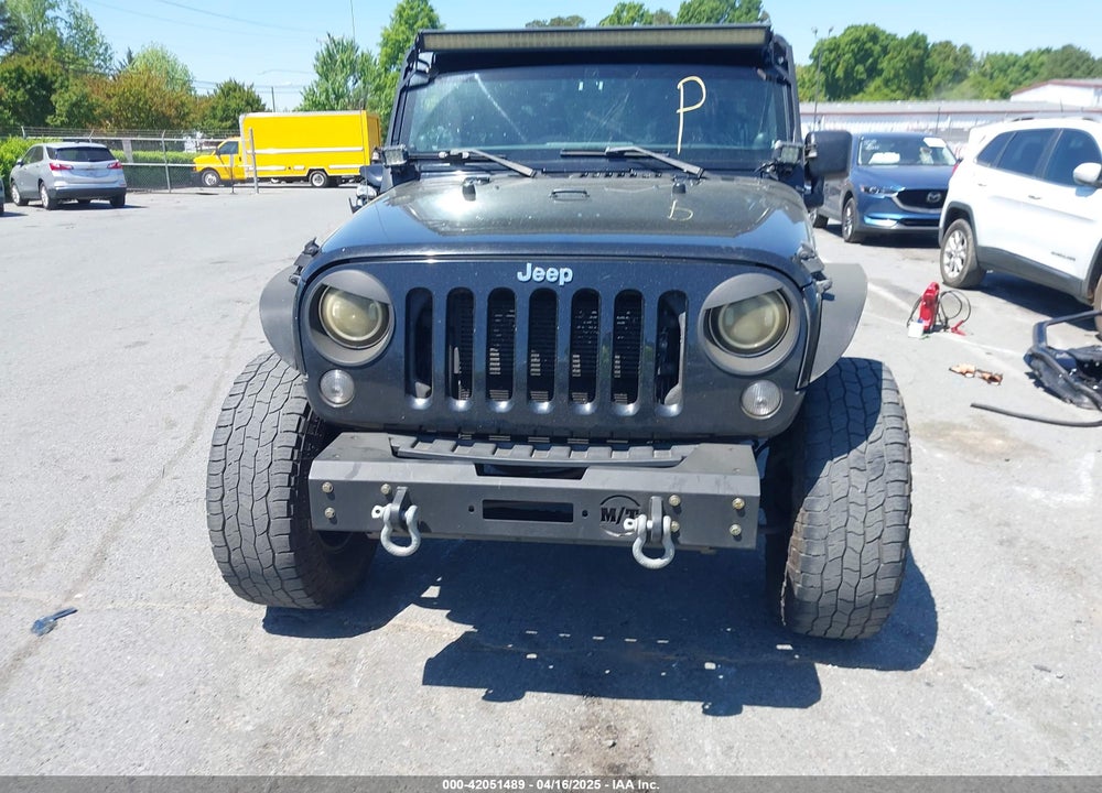 2014 JEEP WRANGLER UNLIMITED SPORT VIN: 1C4HJWDG5EL268736