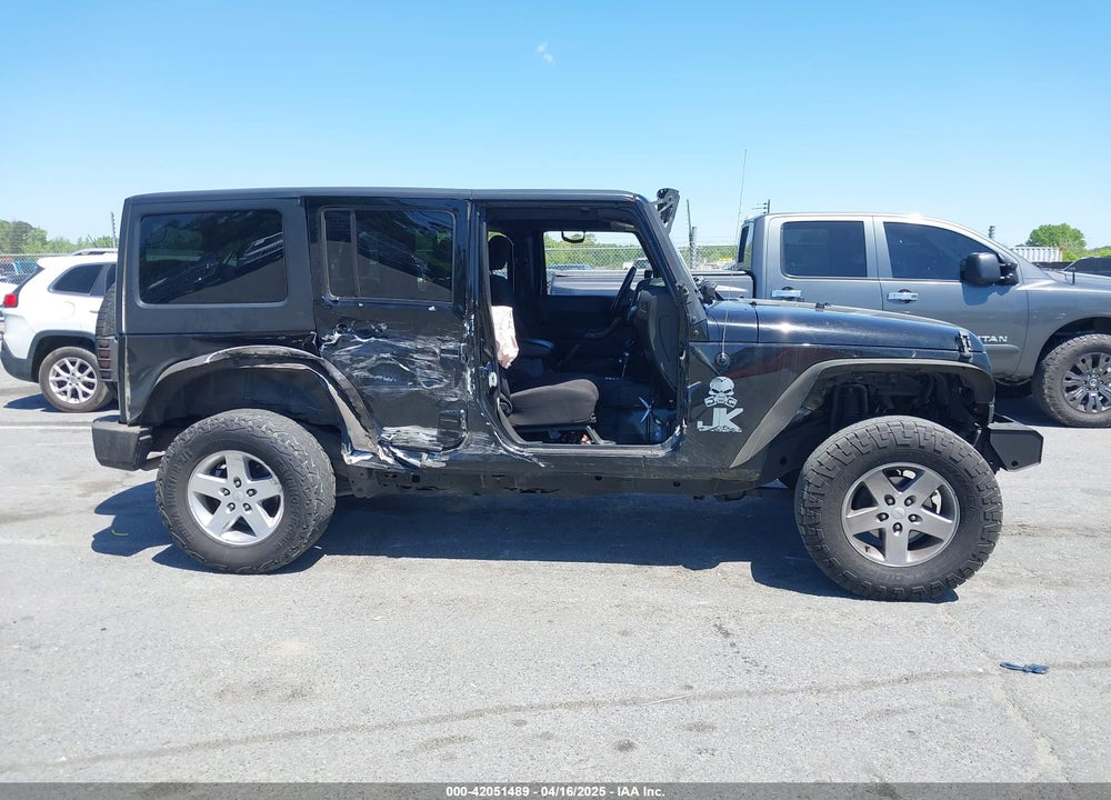 2014 JEEP WRANGLER UNLIMITED SPORT VIN: 1C4HJWDG5EL268736