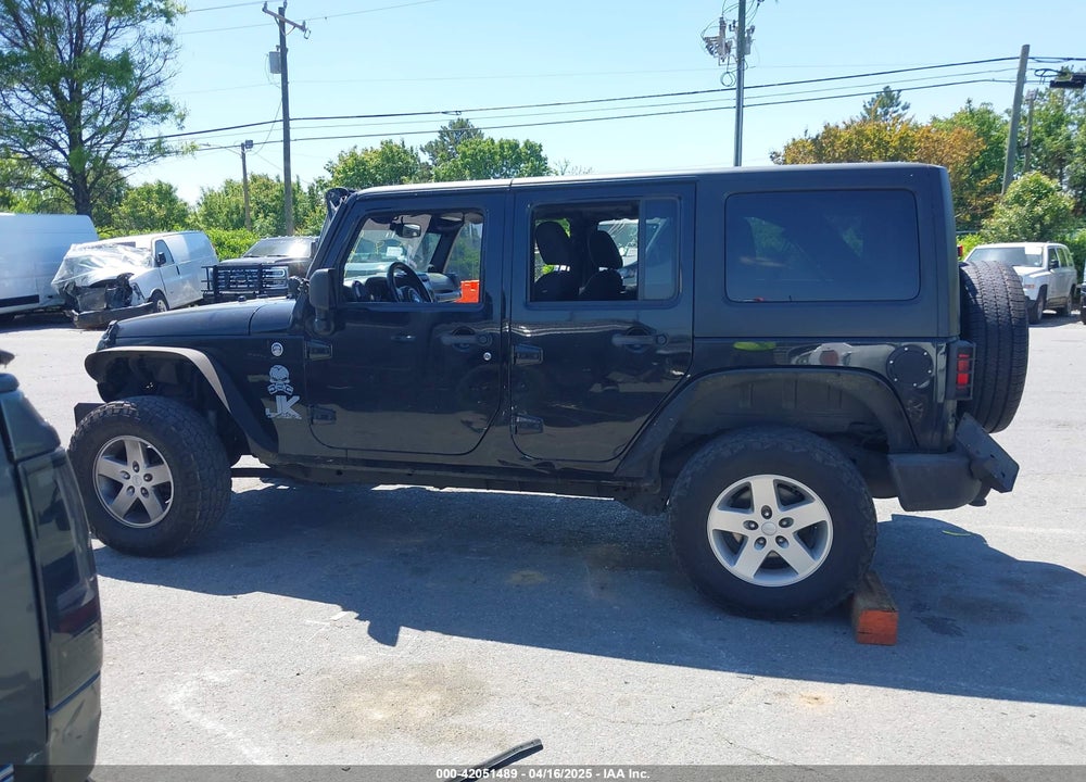 2014 JEEP WRANGLER UNLIMITED SPORT VIN: 1C4HJWDG5EL268736