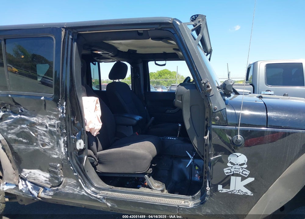 2014 JEEP WRANGLER UNLIMITED SPORT VIN: 1C4HJWDG5EL268736