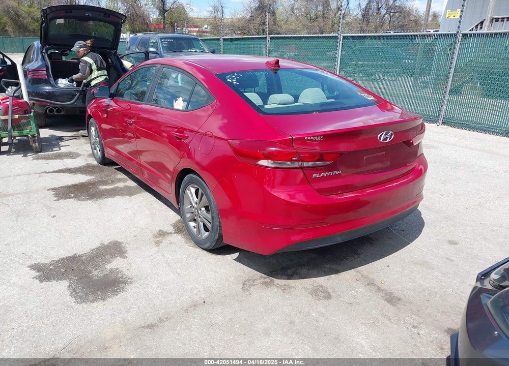 2017 HYUNDAI ELANTRA SE VIN: KMHD84LF6HU069311