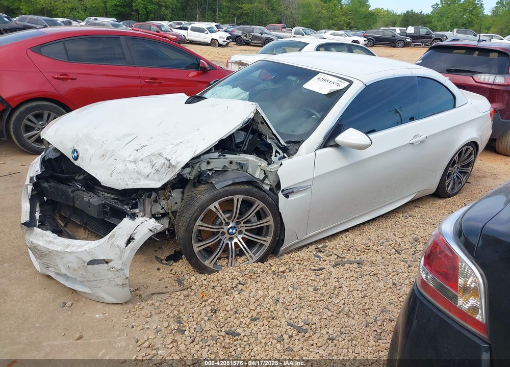 2008 BMW M3 VIN: WBSWL93548P330104
