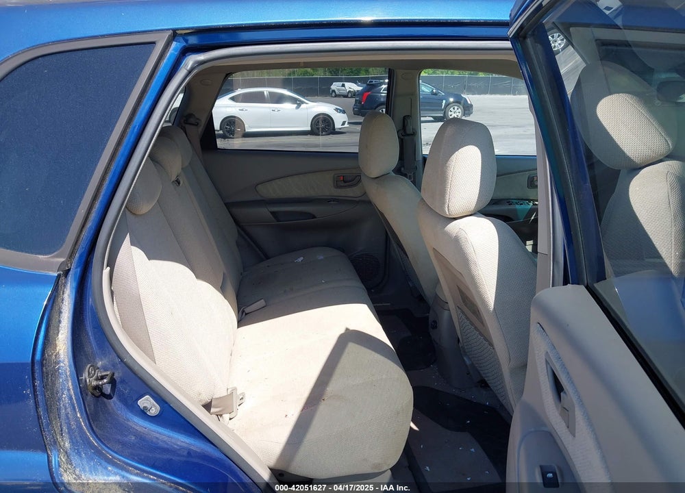 2005 HYUNDAI TUCSON VIN: KM8JM12B85U233228