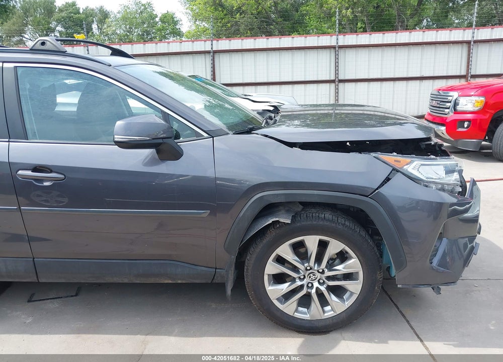 2021 TOYOTA RAV4 VIN: JTMC1RFV1MJ022591
