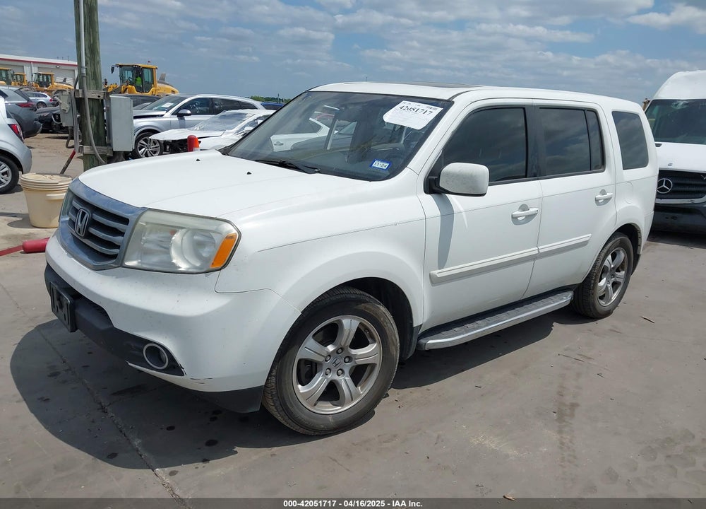 2014 HONDA PILOT VIN: 5FNYF3H54EB003933