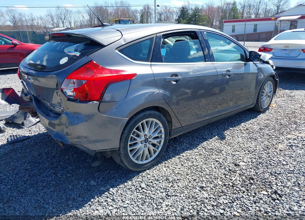 2014 FORD FOCUS VIN: 1FADP3N29EL342132