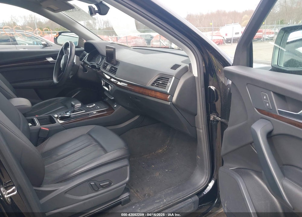 2019 AUDI Q5 45 PREMIUM VIN: WA1ANAFY1K2136535