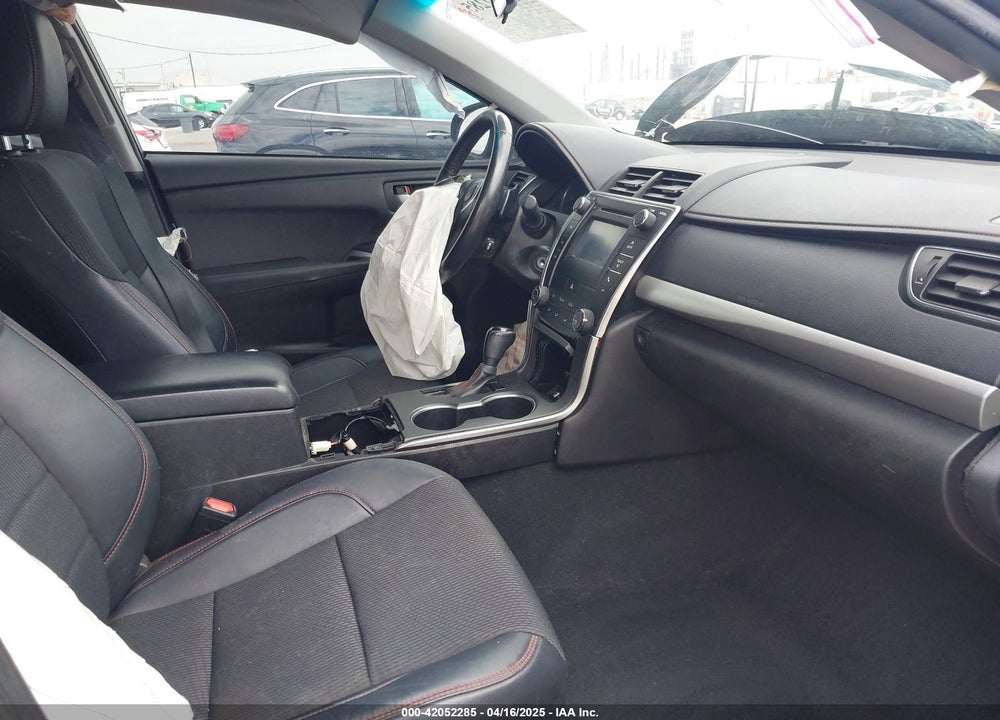 2016 TOYOTA CAMRY SE VIN: 4T1BF1FK6GU201809
