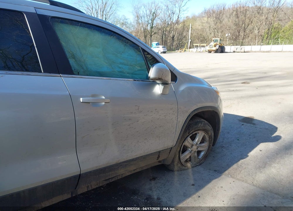 2018 CHEVROLET TRAX LT VIN: 3GNCJPSB4JL261158