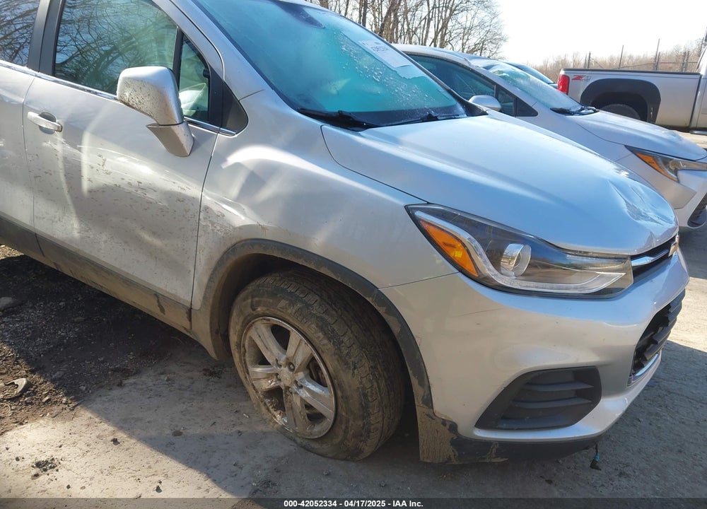 2018 CHEVROLET TRAX LT VIN: 3GNCJPSB4JL261158