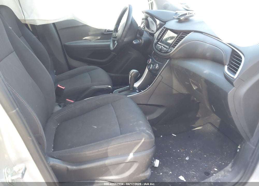 2018 CHEVROLET TRAX LT VIN: 3GNCJPSB4JL261158
