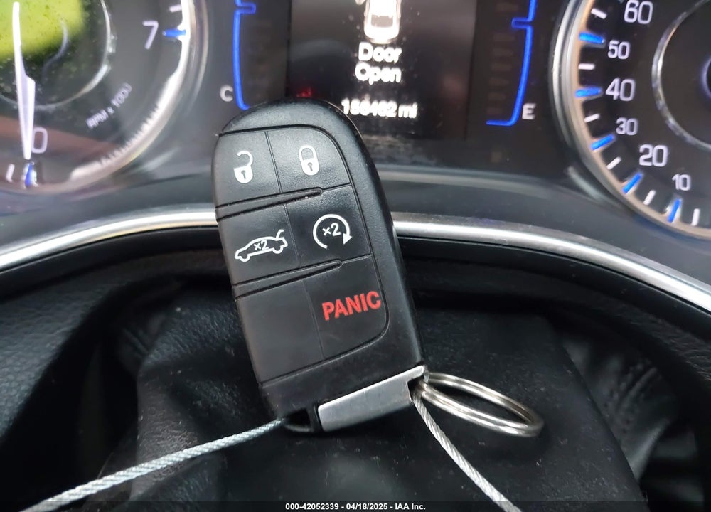 2015 CHRYSLER 200 VIN: 1C3CCCAB1FN587914