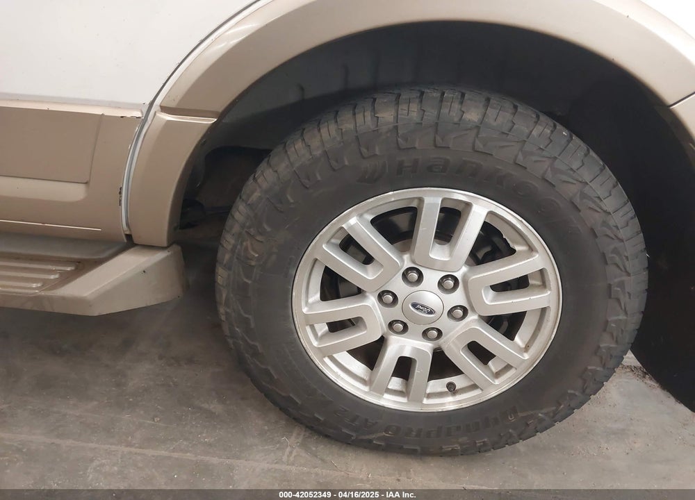 2011 FORD EXPEDITION XLT VIN: 1FMJU1J54BEF43443
