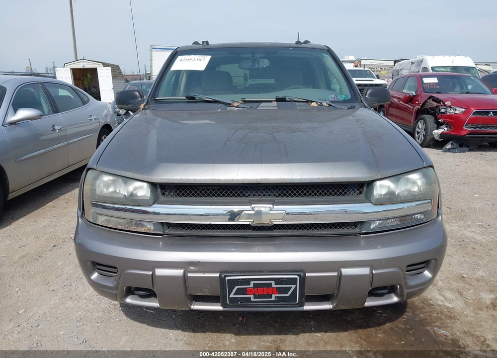 2005 CHEVROLET TRAILBLAZER LS VIN: 1GNDT13SX52338407
