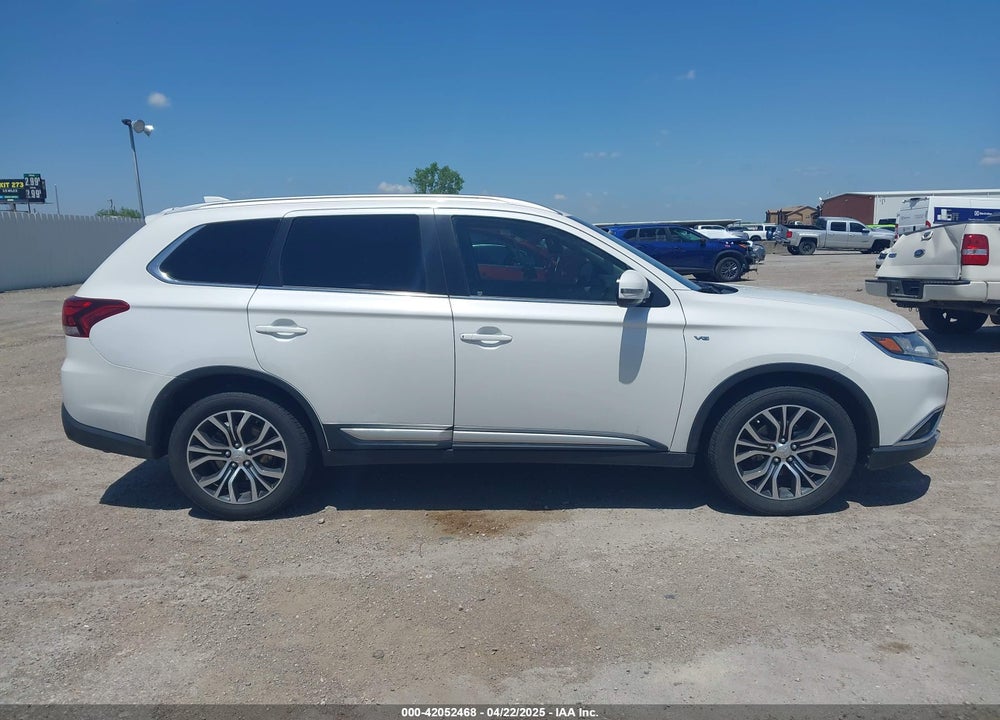 2017 MITSUBISHI OUTLANDER VIN: JA4JZ4AX1HZ023740