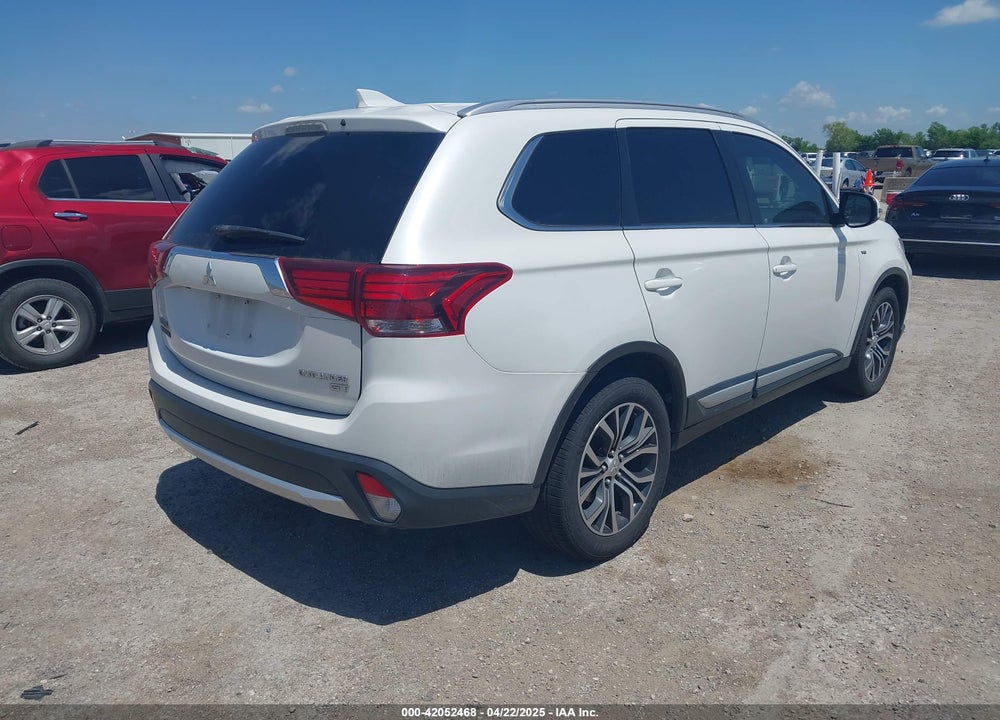 2017 MITSUBISHI OUTLANDER VIN: JA4JZ4AX1HZ023740