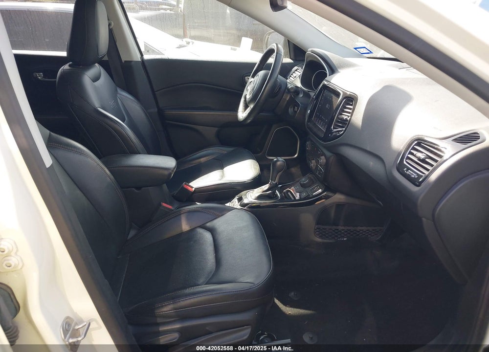 2019 JEEP COMPASS VIN: 3C4NJDCB7KT639473