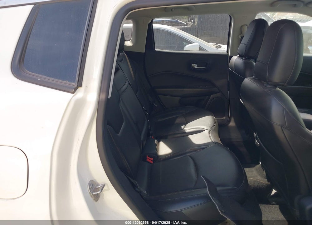 2019 JEEP COMPASS VIN: 3C4NJDCB7KT639473