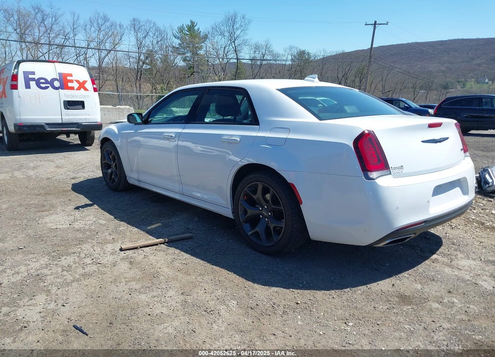 2021 CHRYSLER 300 VIN: 2C3CCAAG6MH680062