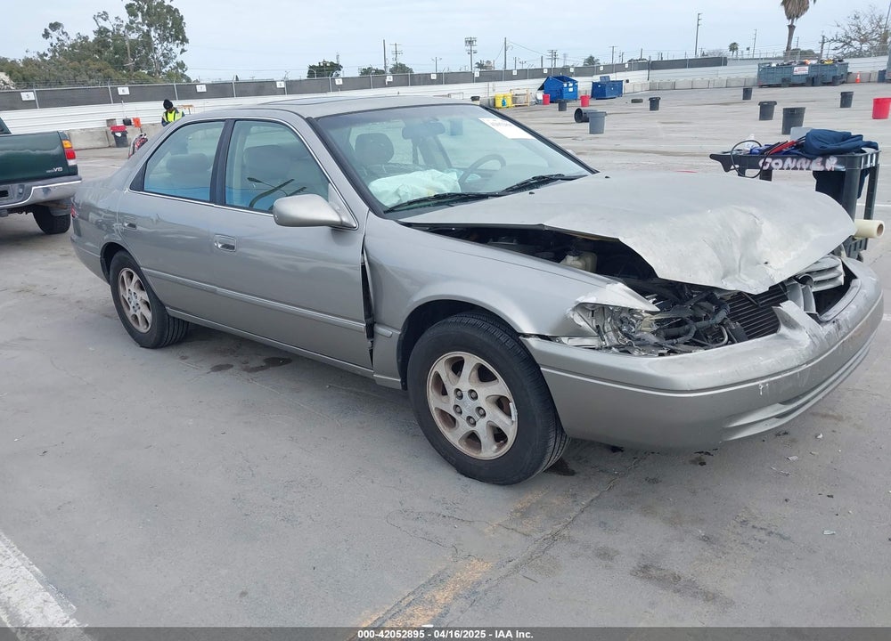 1999 TOYOTA CAMRY XLE V6 VIN: JT2BF28K8X0187788