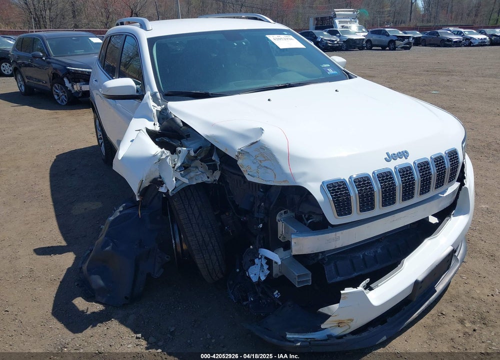 2019 JEEP CHEROKEE LATITUDE PLUS 4X4 VIN: 1C4PJMLXXKD107760