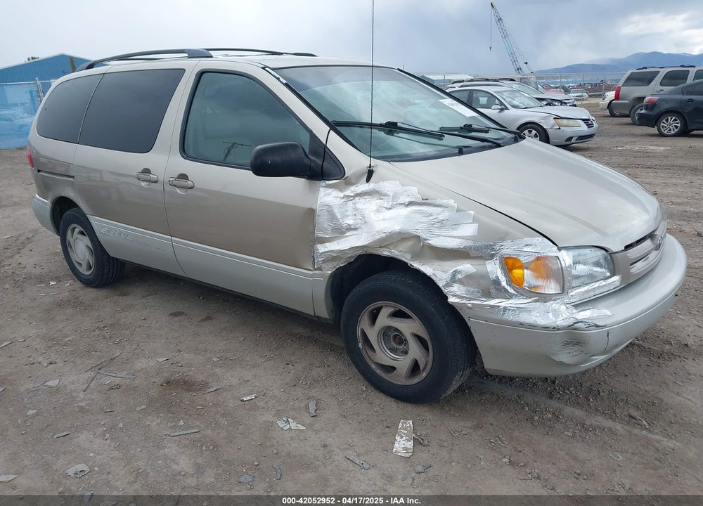 2000 TOYOTA SIENNA XLE VIN: 4T3ZF13C8YU201119