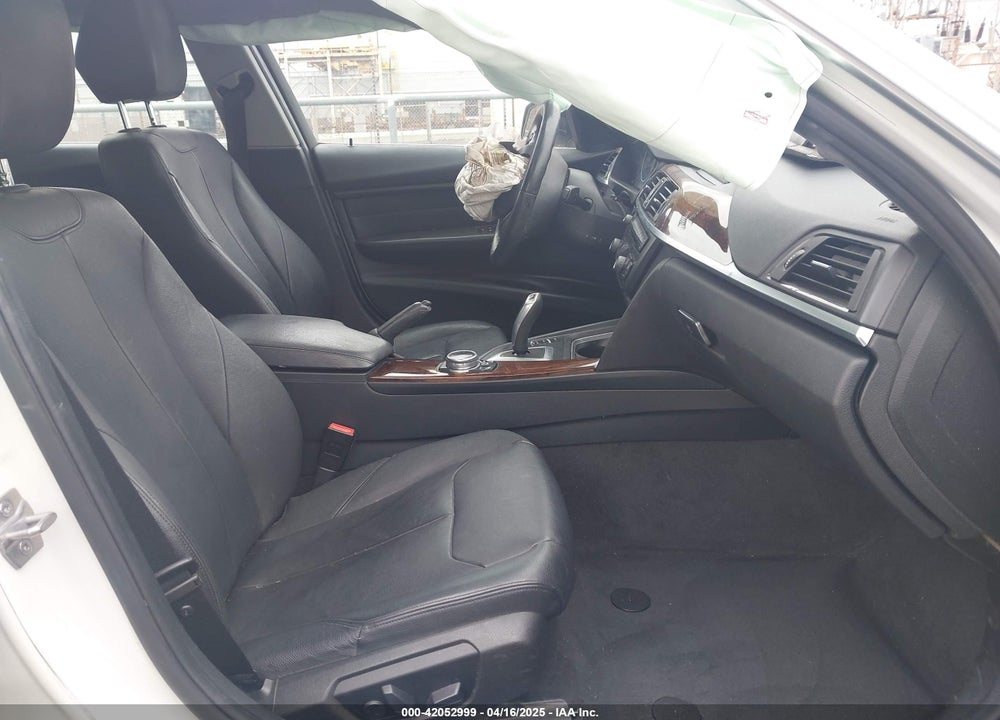 2015 BMW 3 SERIES VIN: WBA3A5G54FNS82693