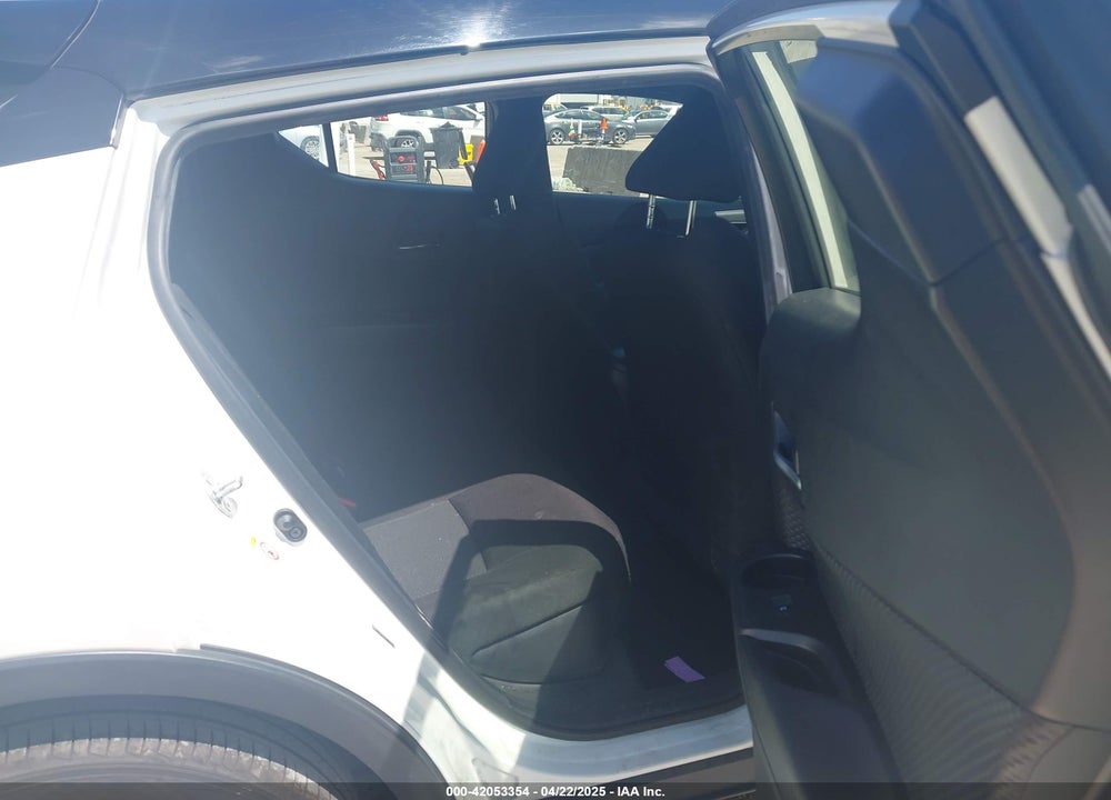 2019 TOYOTA C-HR XLE VIN: JTNKHMBX8K1061351