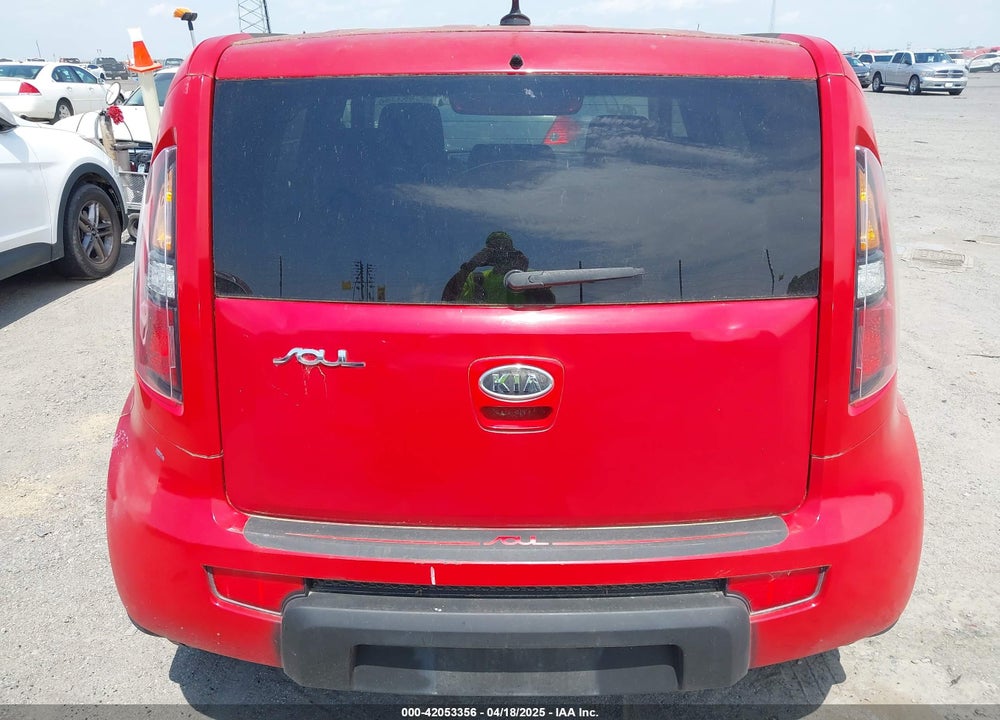 2011 KIA SOUL VIN: KNDJT2A2XB7288935