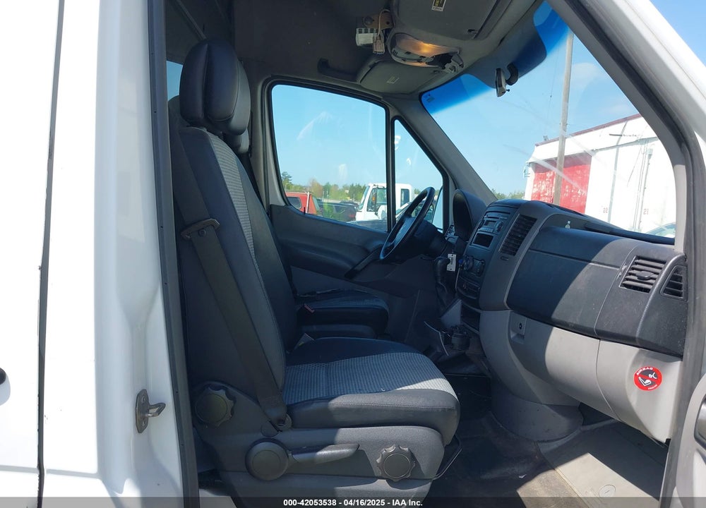 2007 DODGE SPRINTER VIN: WDOPE745975182039