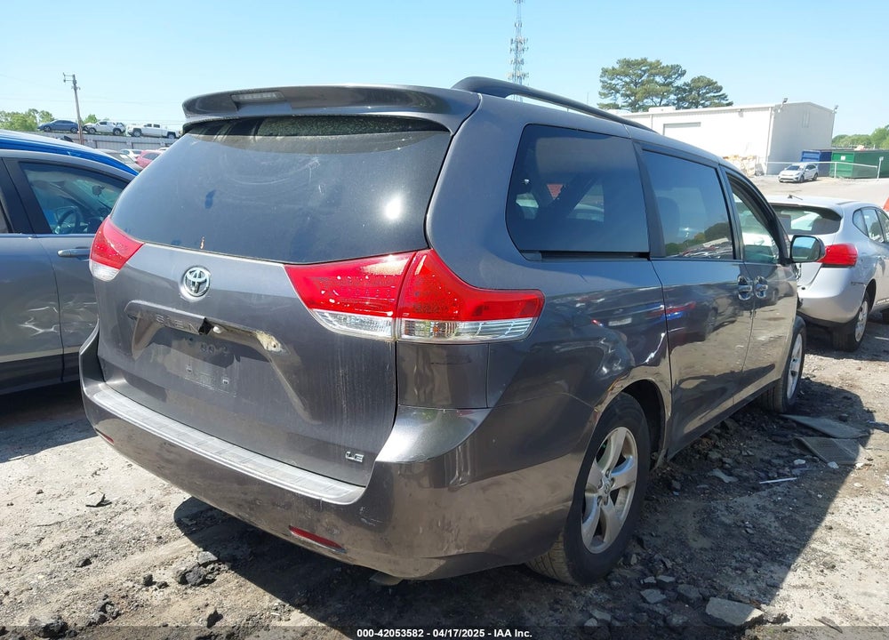 2011 TOYOTA SIENNA VIN: 5TDKK3DC3BS112980