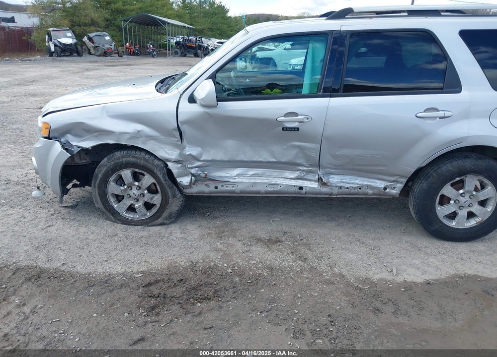 2011 FORD ESCAPE VIN: 1FMCU9EG0BKC17692