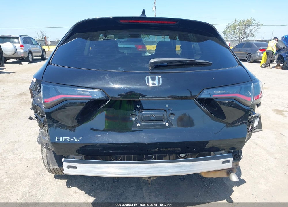 2025 HONDA HR-V VIN: 3CZRZ1H72SM708295