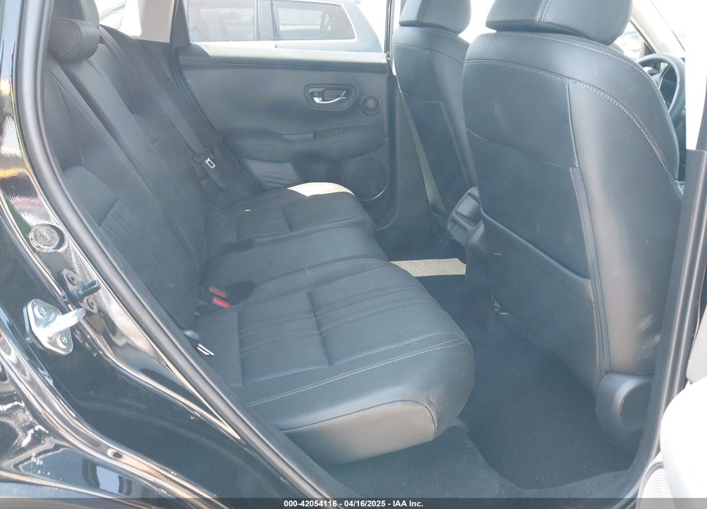2025 HONDA HR-V VIN: 3CZRZ1H72SM708295