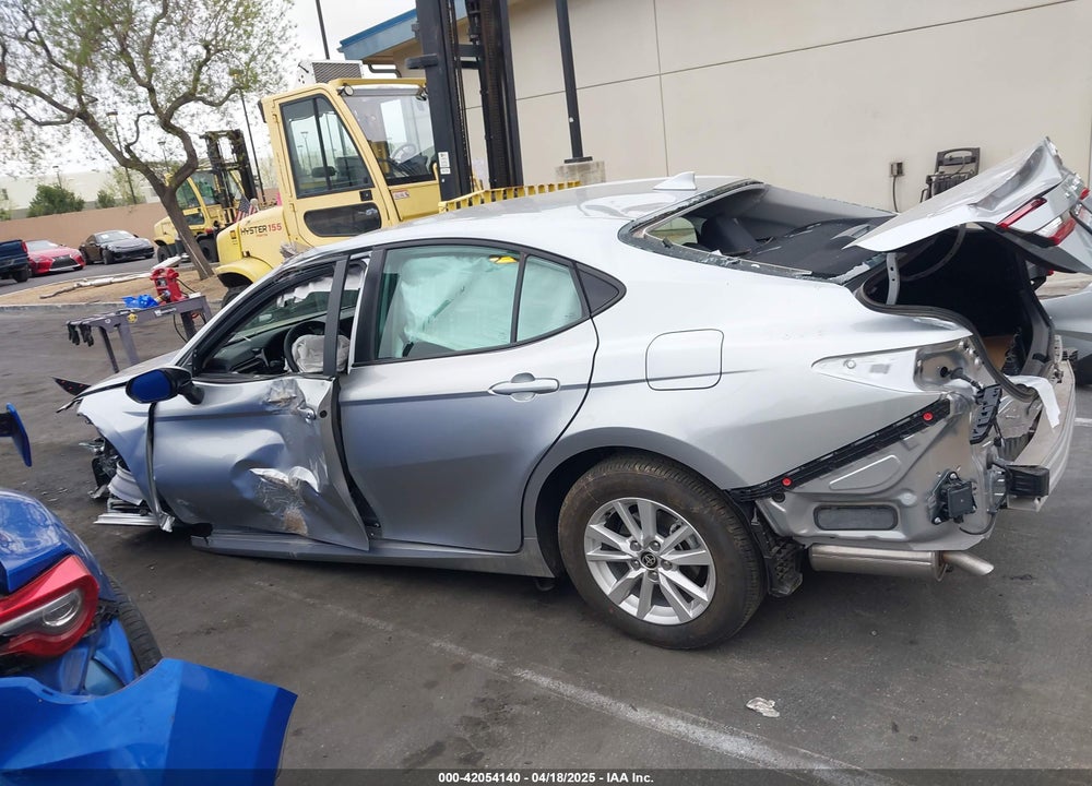 2025 TOYOTA CAMRY VIN: 4T1DAACK8SU507575