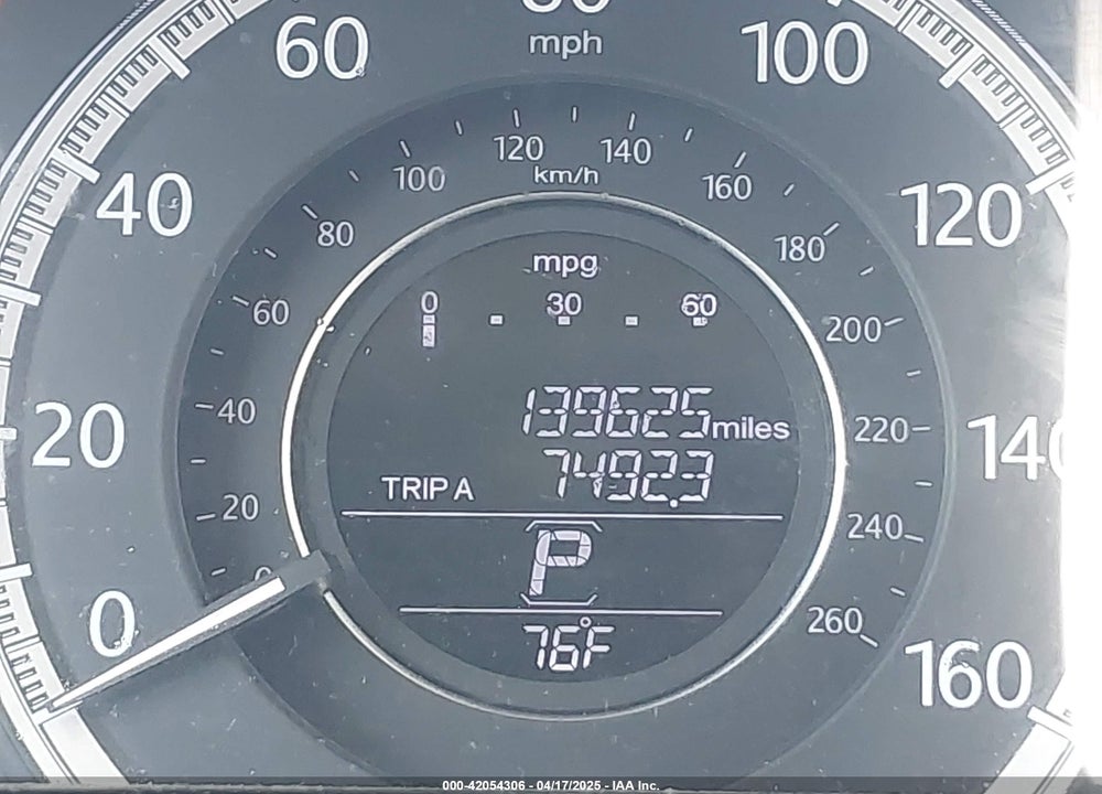 2014 HONDA ACCORD VIN: 1HGCR2F34EA032548