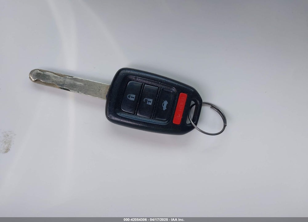2014 HONDA ACCORD VIN: 1HGCR2F34EA032548