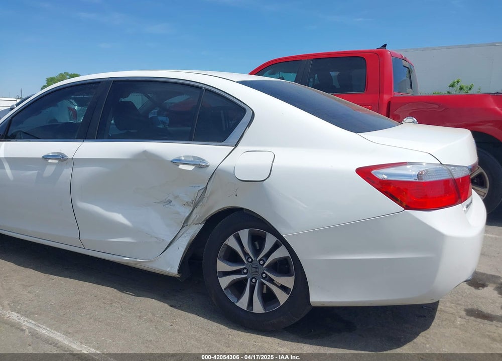 2014 HONDA ACCORD VIN: 1HGCR2F34EA032548