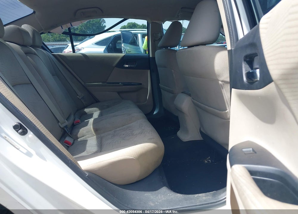 2014 HONDA ACCORD VIN: 1HGCR2F34EA032548