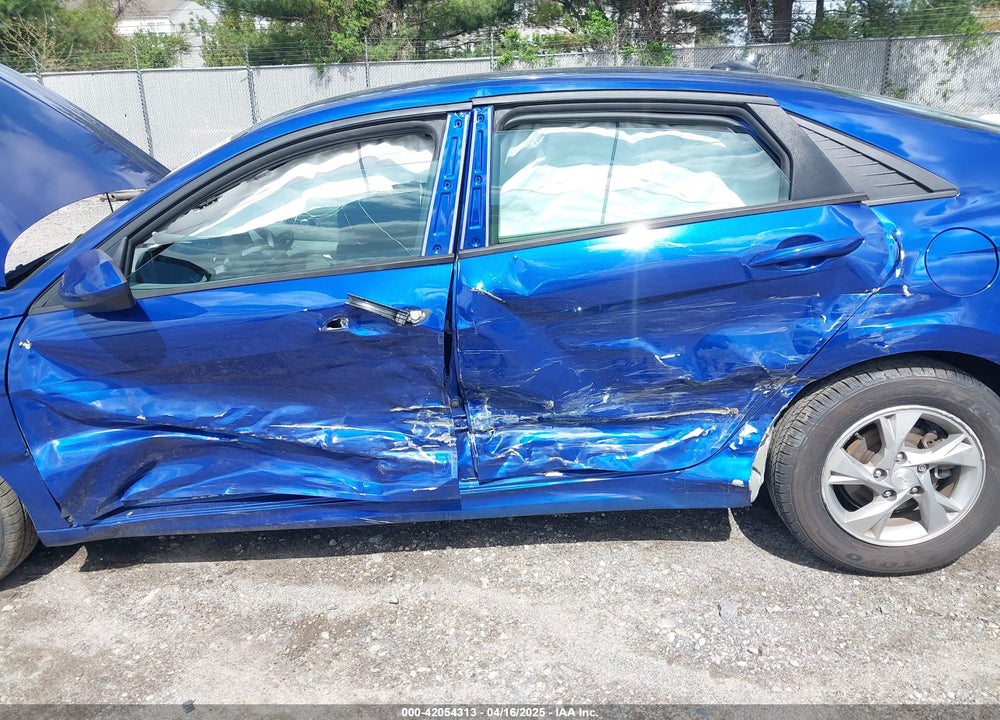 2021 HYUNDAI ELANTRA VIN: 5NPLL4AG6MH016493
