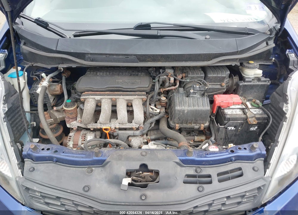 2013 HONDA FIT VIN: JHMGE8H69DC049353
