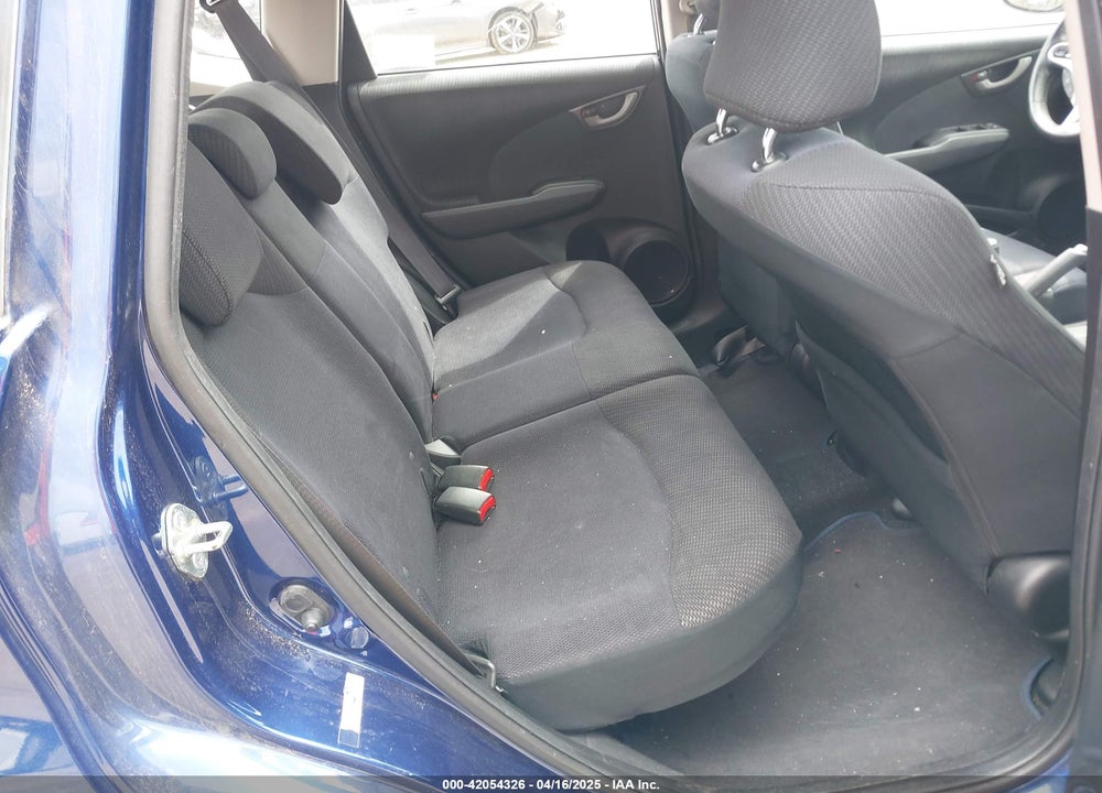 2013 HONDA FIT VIN: JHMGE8H69DC049353